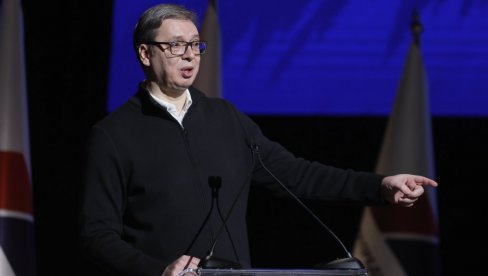 ĆIRJAKOVIĆ JE NAPISAO IZVANREDAN TEKST O KORISNIM IDIOTIMA: Vučić objasnio šta se danas dešava u našem društvu ĆIRJAKOVIĆ JE NAPISAO IZVANREDAN TEKST O KORISNIM IDIOTIMA: Vučić objasnio šta se danas dešava u našem društvu