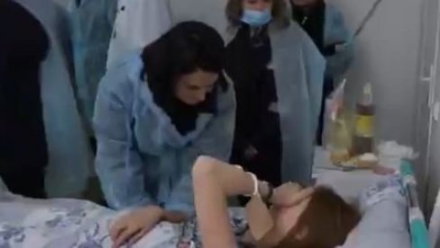 GRCA U SUZAMA: Potresan snimak stjuardese koja je preživela pad aviona (VIDEO) GRCA U SUZAMA: Potresan snimak stjuardese koja je preživela pad aviona (VIDEO)