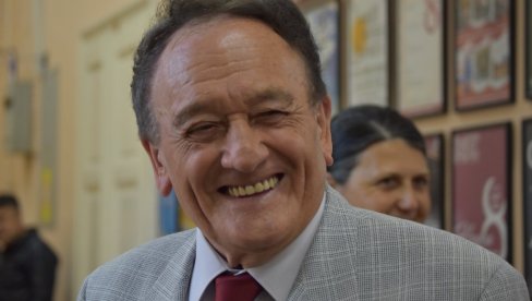 DRAGAN STRAJNIĆ ZASLUŽNI GRAĐANIN KIKINDE: Grad mu dodelio najviše priznanje DRAGAN STRAJNIĆ ZASLUŽNI GRAĐANIN KIKINDE: Grad mu dodelio najviše priznanje