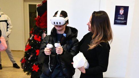 VIRTUELNA TURA KROZ VRŠAČKI ZAMAK: Srednjevekovni simbol dostupan i osobama u kolicima VIRTUELNA TURA KROZ VRŠAČKI ZAMAK: Srednjevekovni simbol dostupan i osobama u kolicima