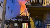 GORI KUĆA BLIZU VRTIĆA U VIŠNJIČKOJ BANJI: Dim kulja na sve strane (FOTO) GORI KUĆA BLIZU VRTIĆA U VIŠNJIČKOJ BANJI: Dim kulja na sve strane (FOTO)