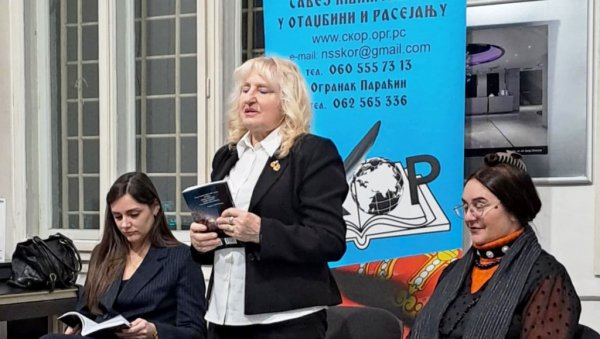 ЗАОКРУЖЕНА КЊИЖЕВНА СЕЗОНА: У Параћину за крај године „Звездани рој“ ЗАОКРУЖЕНА КЊИЖЕВНА СЕЗОНА: У Параћину за крај године „Звездани рој“