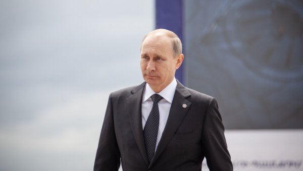 ПУТИН НЕ ПРИЗНАЈЕ ОДГОВОРНОСТ: Извињава се азербејџанском колеги за трагичну авионску несрећу ПУТИН НЕ ПРИЗНАЈЕ ОДГОВОРНОСТ: Извињава се азербејџанском колеги за трагичну авионску несрећу