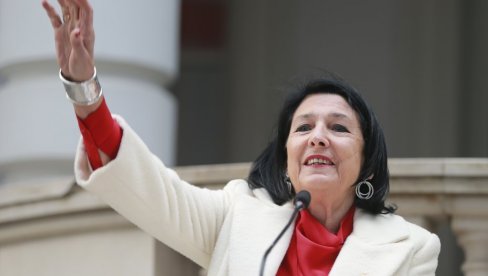 KAVELAŠVILI PREUZEO DUŽNOST PREDSEDNIKA GRUZIJE: Zurabišvili napustila palatu KAVELAŠVILI PREUZEO DUŽNOST PREDSEDNIKA GRUZIJE: Zurabišvili napustila palatu