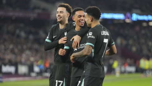 LIVERPUL NE DA VRH TABELE: Vest Hem potpuno razbijen! Arne Slot i njegovi igrači držali čas fudbala! LIVERPUL NE DA VRH TABELE: Vest Hem potpuno razbijen! Arne Slot i njegovi igrači držali čas fudbala!