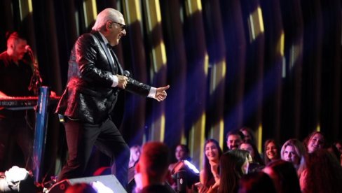 ŽELJKO SAMARDŽIĆ ZA NOVOSTI: Mnoge ljubavi rodile su se na mojim koncertima (FOTO)