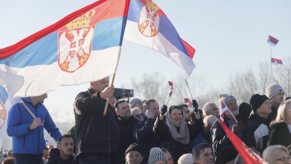 ГРАДЊА ПУТЕВА ПОБЕДА НАРОДА: Отворена брза саобраћајница - Од Београда до Лознице убудуће за сат и 15 минута ГРАДЊА ПУТЕВА ПОБЕДА НАРОДА: Отворена брза саобраћајница - Од Београда до Лознице убудуће за сат и 15 минута