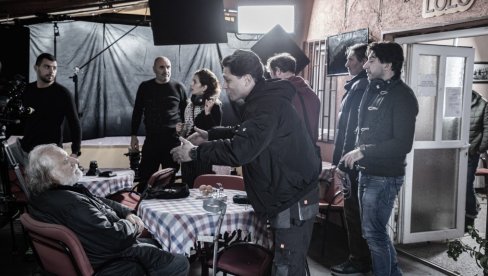 ROMANTIČNA KOMEDIJA PONTONOVO SRCE 29. JANUARA U BEOGRADU: Film koji se dugo čekao na bioskopskom platnu ROMANTIČNA KOMEDIJA PONTONOVO SRCE 29. JANUARA U BEOGRADU: Film koji se dugo čekao na bioskopskom platnu