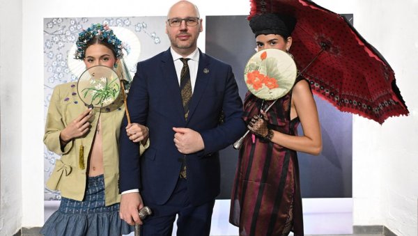 СРБИН МЕЂУ ТОП 100 ФОТОГРАФА СВЕТА: Кристална звезда из Париза поново у рукама Павела Суровог из Кисача СРБИН МЕЂУ ТОП 100 ФОТОГРАФА СВЕТА: Кристална звезда из Париза поново у рукама Павела Суровог из Кисача