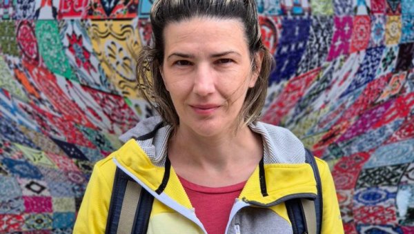 СРУШИЛА САМ “СКАДАР И ПОДИГЛА НОВИ: Интервју - Ивана Нешић, писац, о новом роману Узидана СРУШИЛА САМ “СКАДАР И ПОДИГЛА НОВИ: Интервју - Ивана Нешић, писац, о новом роману Узидана