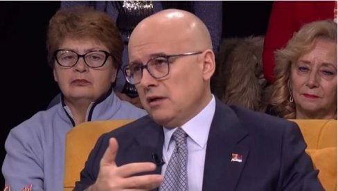 TRAGEDIJA U NOVOM SADU JE OSTAVILA BOL I TUGU U NACIJI Vučević: Čeka nas izazov čuvanja naroda na KiM i odbrana pokušaja obojene revolucije TRAGEDIJA U NOVOM SADU JE OSTAVILA BOL I TUGU U NACIJI Vučević: Čeka nas izazov čuvanja naroda na KiM i odbrana pokušaja obojene revolucije
