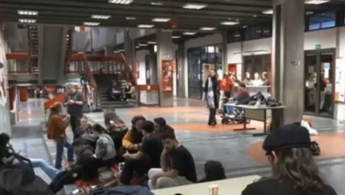 FARSA ZVANA PLENUM: Politička zloupotreba koja nanosi štetu studentima koji bi da uče i polažu ispite (VIDEO) FARSA ZVANA PLENUM: Politička zloupotreba koja nanosi štetu studentima koji bi da uče i polažu ispite (VIDEO)