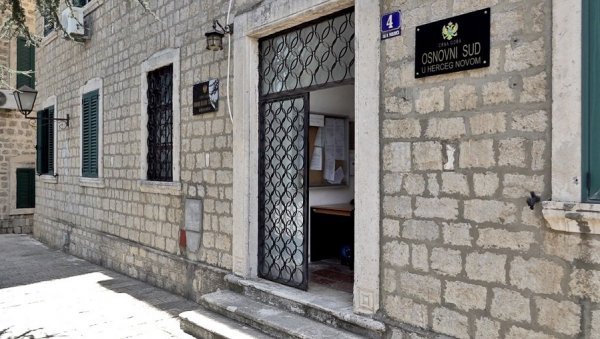 НЕДОСТАТАК КАДРОВА УСПОРАВА РАД ХЕРЦЕГНОВСКОГ СУДА: Од 600 до 1000 предмета за једног судију НЕДОСТАТАК КАДРОВА УСПОРАВА РАД ХЕРЦЕГНОВСКОГ СУДА: Од 600 до 1000 предмета за једног судију