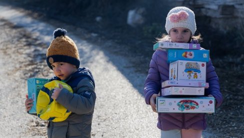 Gujon: Punih 20 godina zajedno sa Srbima na KiM, počeo božićni konvoj Solidarnosti za Kosovo Gujon: Punih 20 godina zajedno sa Srbima na KiM, počeo božićni konvoj Solidarnosti za Kosovo