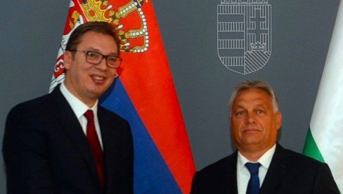 СРБИЈА И МАЂАРСКА СУ ИСТИНСКИ БРАТСКЕ ЗЕМЉЕ Вучић разговарао са Орбаном СРБИЈА И МАЂАРСКА СУ ИСТИНСКИ БРАТСКЕ ЗЕМЉЕ Вучић разговарао са Орбаном