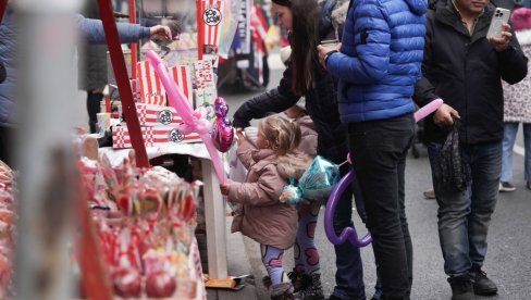 ПОЧЕЛА МАНИФЕСТАЦИЈА УЛИЦА ОТВОРЕНОГ СРЦА: Разноврстан програм у више београдских општина