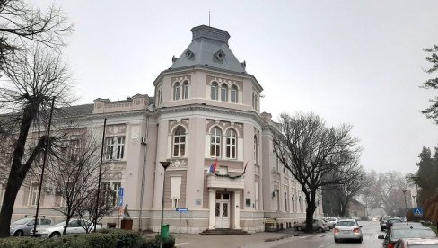 ЗА БОЛЕСНУ ДЕЦУ: Уручени новогодишњи пакетићи и новчана помоћ ЗА БОЛЕСНУ ДЕЦУ: Уручени новогодишњи пакетићи и новчана помоћ