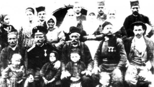 БУДУЋИ ВОЈВОДА НАШАО СЕ НА УЛИЦИ БЕЗ ДИНАРА: Мишић је у време мајског преврата, као лојалан официр, савесно обављао своје дужности БУДУЋИ ВОЈВОДА НАШАО СЕ НА УЛИЦИ БЕЗ ДИНАРА: Мишић је у време мајског преврата, као лојалан официр, савесно обављао своје дужности