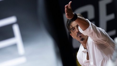 KOŠARKAŠKI SVET GLEDA I NE VERUJE: Evo šta je uradio gazda Panatinaikosa, ovo se ne pamti u sportu! (VIDEO)