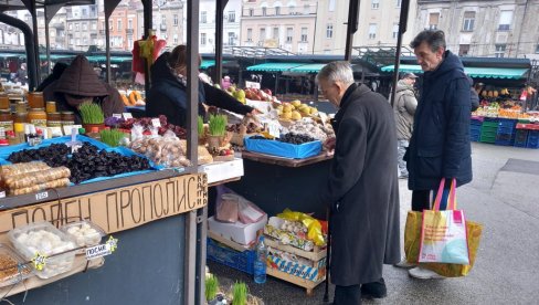 VAŽNO SAOPŠTENJE ZA BEOGRAĐANE: Evo kako će raditi pijace tokom praznika Dana državnosti VAŽNO SAOPŠTENJE ZA BEOGRAĐANE: Evo kako će raditi pijace tokom praznika Dana državnosti
