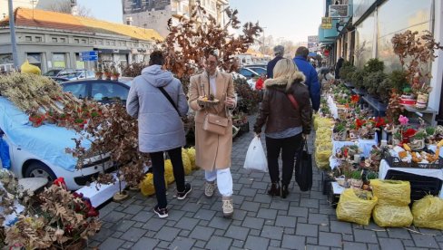 DA LI JE DANAS NERADNI DAN? Evo da li imate pravo na duplu dnevnicu ako radite za Badnji dan