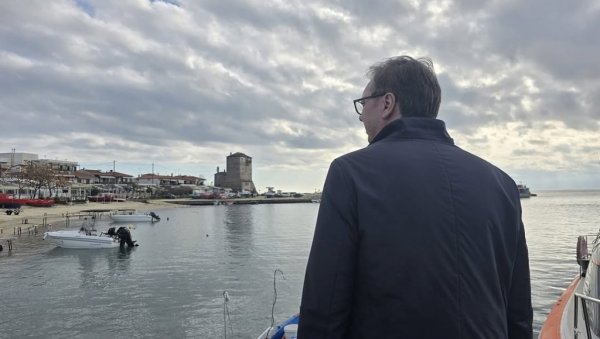 УВЕК КАДА БИХ ДОЛАЗИО НА ХИЛАНДАР ДОБИЈАО САМ НОВУ СНАГУ Порука председника Републике Србије са пута (ФОТО) УВЕК КАДА БИХ ДОЛАЗИО НА ХИЛАНДАР ДОБИЈАО САМ НОВУ СНАГУ Порука председника Републике Србије са пута (ФОТО)