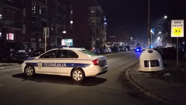 ТЕШКО РАЊЕН ВЛАСНИК КАФАНЕ: Нови детаљи пуцњаве у Јагодини - полиција познаје индентитет нападача, у току потера ТЕШКО РАЊЕН ВЛАСНИК КАФАНЕ: Нови детаљи пуцњаве у Јагодини - полиција познаје индентитет нападача, у току потера