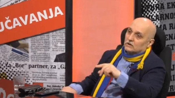 ВУЧИЋ МОЖЕ ДА ЗАВРШИ КАО ЂИНЂИЋ: У току стварање погодног тла и позиви на убиство српског председника (ВИДЕО) ВУЧИЋ МОЖЕ ДА ЗАВРШИ КАО ЂИНЂИЋ: У току стварање погодног тла и позиви на убиство српског председника (ВИДЕО)