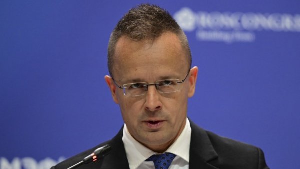 АКО ТРАМП НЕ МОЖЕ, НИКО НЕ МОЖЕ... Сијарто о шанси за мир у Украјини АКО ТРАМП НЕ МОЖЕ, НИКО НЕ МОЖЕ... Сијарто о шанси за мир у Украјини