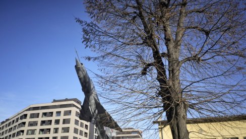НЕТАЧНИ ИЗВЕШТАЈИ МЕДИЈА: Лепир демантовао наводе о масовним оставкама и губитку сертификата у Ваздухопловној академији НЕТАЧНИ ИЗВЕШТАЈИ МЕДИЈА: Лепир демантовао наводе о масовним оставкама и губитку сертификата у Ваздухопловној академији