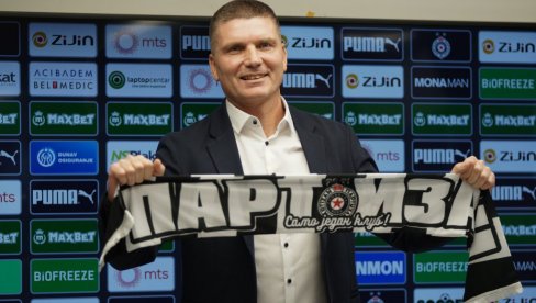 SA NJIM PARTIZAN NE ZNA ZA PORAZ: Srđan Blagojević u odabranom društvu - samo jedan čovek ima impresivniji učinak SA NJIM PARTIZAN NE ZNA ZA PORAZ: Srđan Blagojević u odabranom društvu - samo jedan čovek ima impresivniji učinak