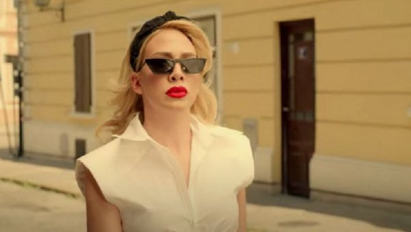 НИКАД НЕЋЕШ ЗНАТИ: Милица Тодоровић објавила најлепшу баладу до сада (ФОТО/ВИДЕО) НИКАД НЕЋЕШ ЗНАТИ: Милица Тодоровић објавила најлепшу баладу до сада (ФОТО/ВИДЕО)