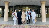 ZA DVANAEST BEBA PO 80.000 DINARA : Eparhija bačka darivala mališane rođene na Božić ZA DVANAEST BEBA PO 80.000 DINARA : Eparhija bačka darivala mališane rođene na Božić
