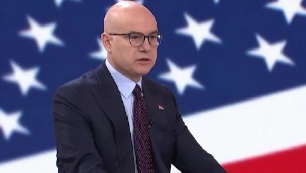 ВУЧЕВИЋ НАЈАВИО ТЕШКЕ ДАНЕ ПРЕД ДРЖАВНИМ РУКОВОДСТВОМ: Србија није изазвала санкције ВУЧЕВИЋ НАЈАВИО ТЕШКЕ ДАНЕ ПРЕД ДРЖАВНИМ РУКОВОДСТВОМ: Србија није изазвала санкције
