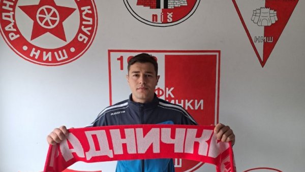 НОВО ПОЈАЧАЊЕ НА ЧАИРУ: Још један Бугарин стигао у Ниш НОВО ПОЈАЧАЊЕ НА ЧАИРУ: Још један Бугарин стигао у Ниш