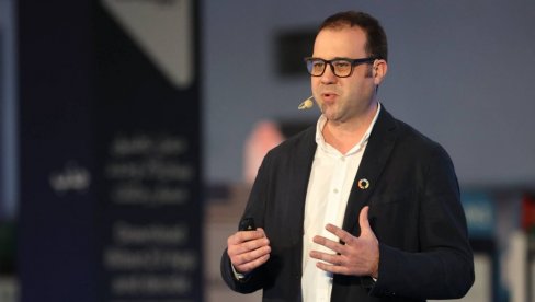 VUNENA KUTIJA BEZBEDNA ZA NAMIRNICE: Kako je revolucionarni inovativni proizvod Vrščanina Nikice Marinkovića osvojio svet VUNENA KUTIJA BEZBEDNA ZA NAMIRNICE: Kako je revolucionarni inovativni proizvod Vrščanina Nikice Marinkovića osvojio svet