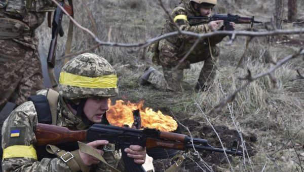 ПРЕДАТОРИ СУ ЈОШ У ТОРЕЦКУ: Украјинска војска негирала да су руске трупе заузеле град ПРЕДАТОРИ СУ ЈОШ У ТОРЕЦКУ: Украјинска војска негирала да су руске трупе заузеле град