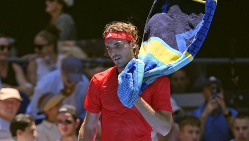 E, ŽIVOTE SKOTE! Stefanosa Cicipasa prevarila devojka usred Australijan opena