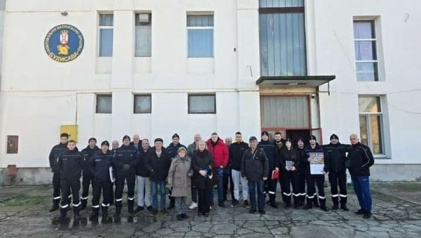 ГАВРИЋЕ ЋЕ СКУЋИТИ ВЕЛИКО СРЦЕ КОМШИЈА: У дводневној акцији у Будисави прикупљено скоро 22.000 евра ГАВРИЋЕ ЋЕ СКУЋИТИ ВЕЛИКО СРЦЕ КОМШИЈА: У дводневној акцији у Будисави прикупљено скоро 22.000 евра