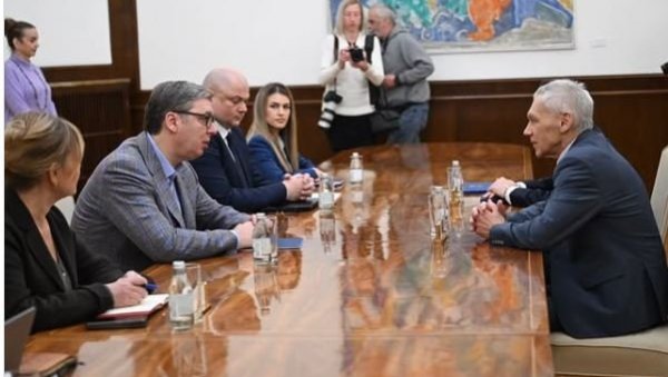 ЗАТРАЖИО САМ ОД РУСКИХ ПРИЈАТЕЉА Вучић са Боцан-Харченком: Наћи најбоље решење у обостраном интересу Србије и Русије ЗАТРАЖИО САМ ОД РУСКИХ ПРИЈАТЕЉА Вучић са Боцан-Харченком: Наћи најбоље решење у обостраном интересу Србије и Русије