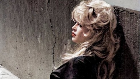 POSLEDNJA DIVA ODLAZEĆEG VREMENA: Nesvakidašnji život slavne Brižit Bardo koja je ušla u desetu deceniju života POSLEDNJA DIVA ODLAZEĆEG VREMENA: Nesvakidašnji život slavne Brižit Bardo koja je ušla u desetu deceniju života