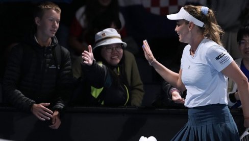 SKANDAL! Hrvati divljali na Australijan openu 2025: Sudija u šoku, morala da preti navijačima (VIDEO) SKANDAL! Hrvati divljali na Australijan openu 2025: Sudija u šoku, morala da preti navijačima (VIDEO)