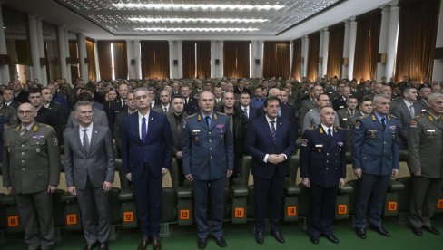 SVE VELIKE POBEDE SRPSKE VOJSKE NE BI BILE MOGUĆE BEZ TEMELJNE OBUKE Obeležen Dan komande za obuku (FOTO) SVE VELIKE POBEDE SRPSKE VOJSKE NE BI BILE MOGUĆE BEZ TEMELJNE OBUKE Obeležen Dan komande za obuku (FOTO)