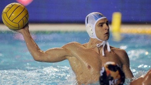 ПОЖЕЛЕО САМ... Сјајни ватерполиста Василије Мартиновић данас прославио рођендан и нада се да ће 25. јануара добити највреднији поклон