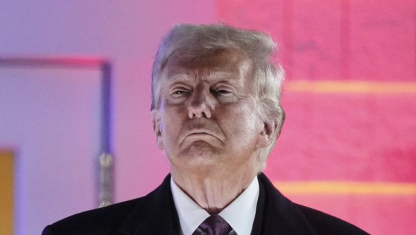 САД ОБУСТАВЉАЈУ ХУМАНИТАРНЕ ПРОГРАМЕ У УКРАЈИНИ: Ројтерс- Трампова администрација је наводно замрзнула пројекте УСАИД-а САД ОБУСТАВЉАЈУ ХУМАНИТАРНЕ ПРОГРАМЕ У УКРАЈИНИ: Ројтерс- Трампова администрација је наводно замрзнула пројекте УСАИД-а