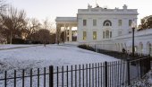 SAD UVODI ZLATNU KARTU: Veruje se da će pomoći u smanjenju američkog duga SAD UVODI ZLATNU KARTU: Veruje se da će pomoći u smanjenju američkog duga
