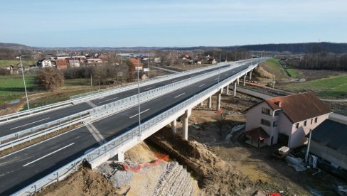 ZA SAT OD VALJEVA DO BEOGRADA: Sve spremno za povezivanje brze saobraćajnice Iverak - Nepričava, do auto-puta Miloš Veliki ZA SAT OD VALJEVA DO BEOGRADA: Sve spremno za povezivanje brze saobraćajnice Iverak - Nepričava, do auto-puta Miloš Veliki