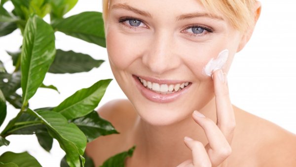 ЛЕПОТА У СКЛАДУ СА ПРИРОДОМ: Еco-friendly beauty производи ЛЕПОТА У СКЛАДУ СА ПРИРОДОМ: Еco-friendly beauty производи