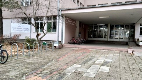 SPUSTITE STRASTI: Vučević - Politici nije mesto u školama SPUSTITE STRASTI: Vučević - Politici nije mesto u školama