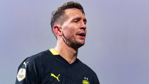 MAJSTORIJA: Ovako je PSV poveo na Marakani protiv Zvezde (VIDEO) MAJSTORIJA: Ovako je PSV poveo na Marakani protiv Zvezde (VIDEO)